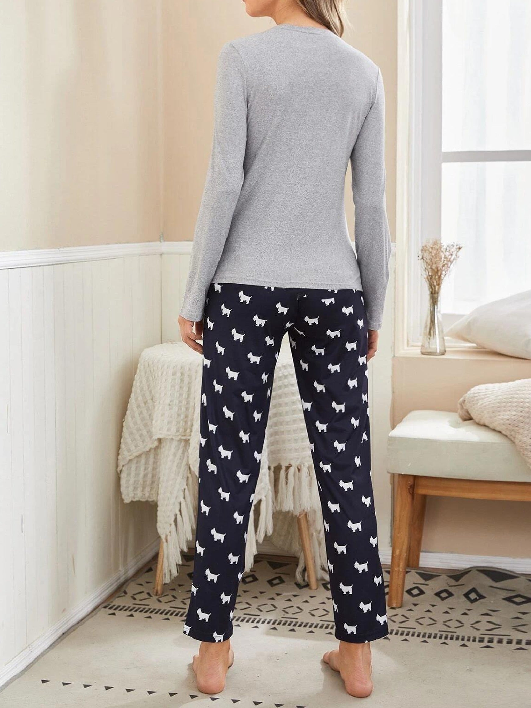 Long Sleeve Cartoon Dog Print Pajama Set, Women's Crew Neck Top & Elastic Waistband Pants Sleepwear & Loungewear