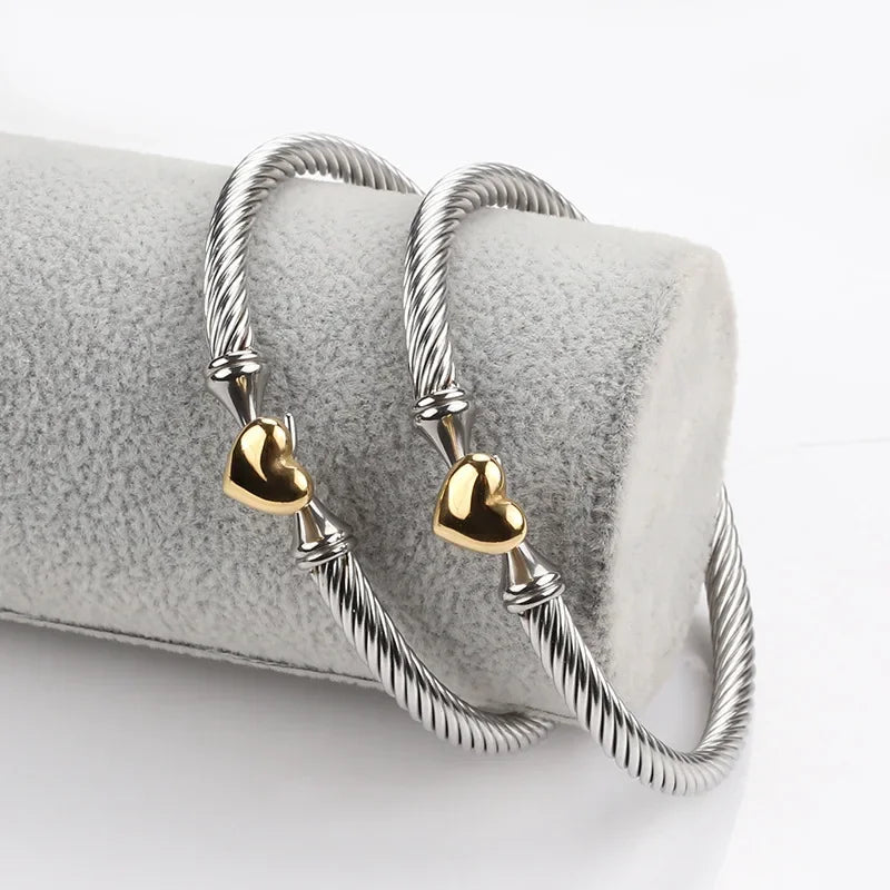 Stylish Stainless Steel Silver Plated Women's Bracelet With Open Heart Design Titanium Steel Fashion Cross-Border Jewelry Wholes