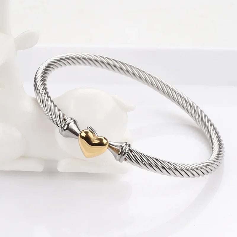 Stylish Stainless Steel Silver Plated Women's Bracelet With Open Heart Design Titanium Steel Fashion Cross-Border Jewelry Wholes