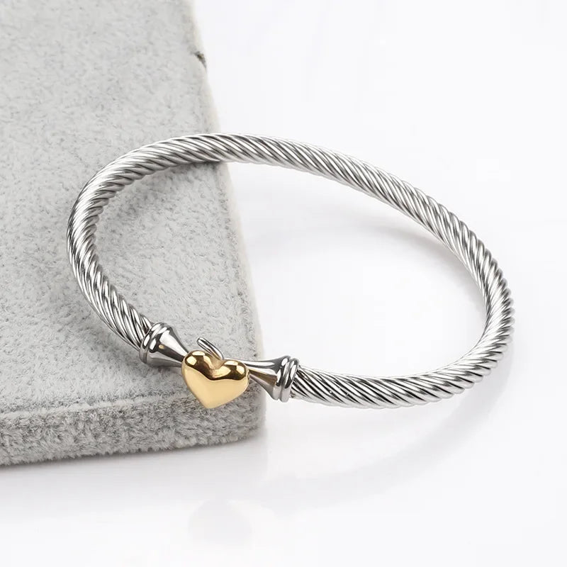 Stylish Stainless Steel Silver Plated Women's Bracelet With Open Heart Design Titanium Steel Fashion Cross-Border Jewelry Wholes