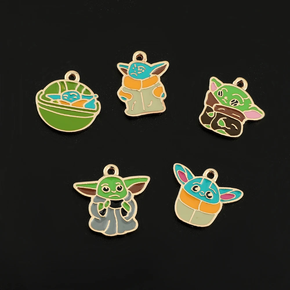 Wholesale 20pc Disnes Sta War Baby Yoda Grogu Mandalorian Charms New Alloy Metal Drop Oil DIY Bracelet Necklace Jewelry Making