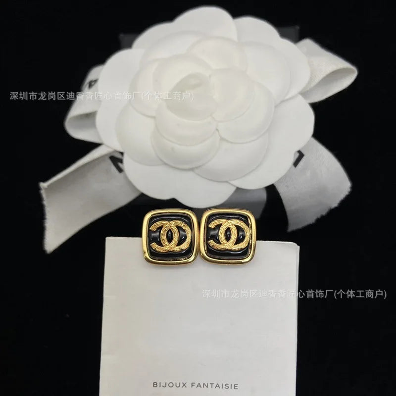 Double Sugar Stud Earrings Women's Fashion Black Square Pair with Label Tide