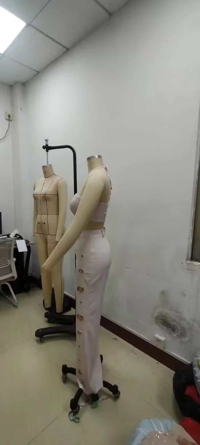 Metal Ring Hollow Out Two Piece Set Women Sexy Strapless Lace Up Halter Backless Crop Tops + Wide Leg Pants Casual Street Suits