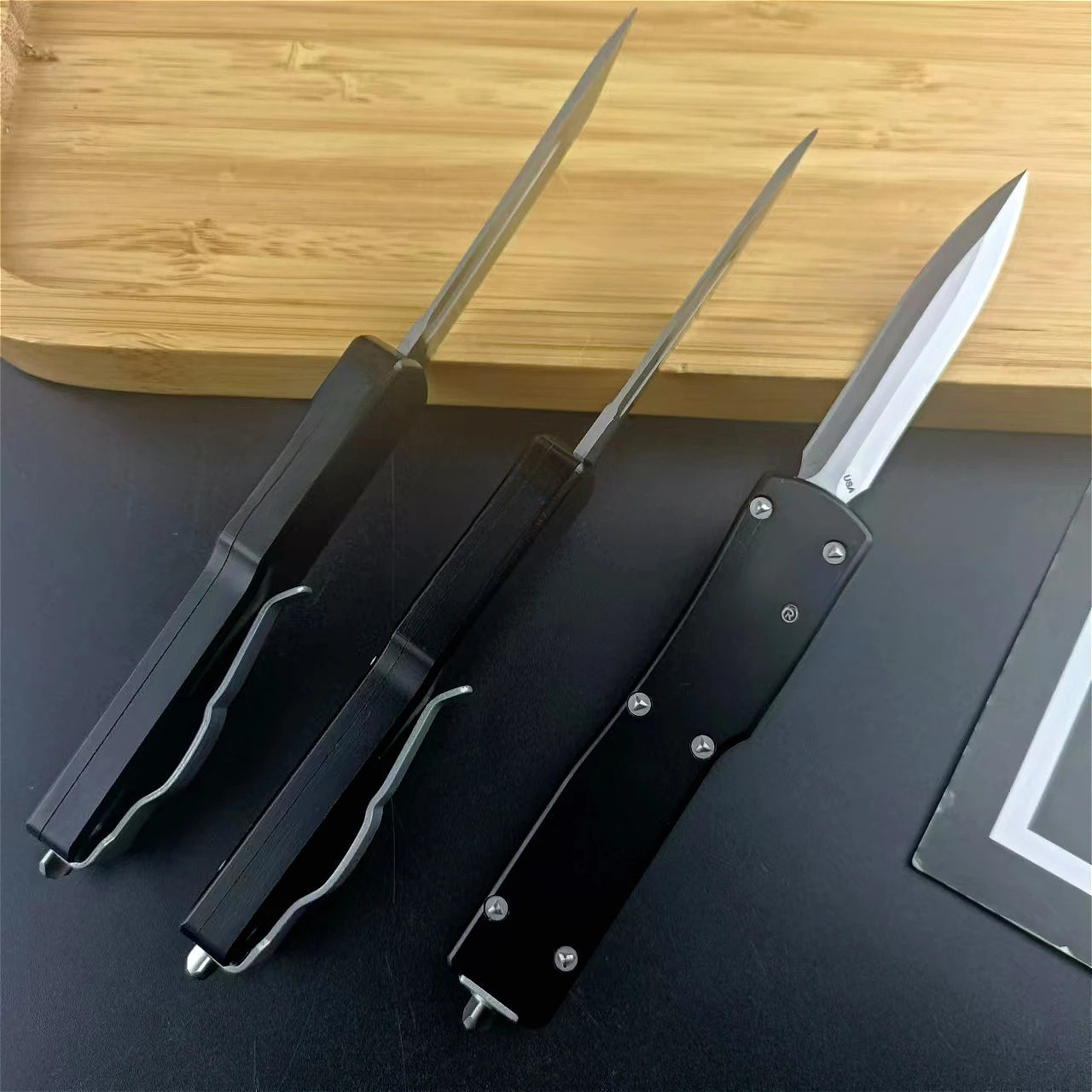 Outdoor Multi-purpose Knives, Practical Tools for Exploration, Camping, Travel, Rescue and Survival, and Men's Gift Tools